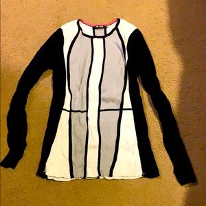 Medium size Sculpting Sweater